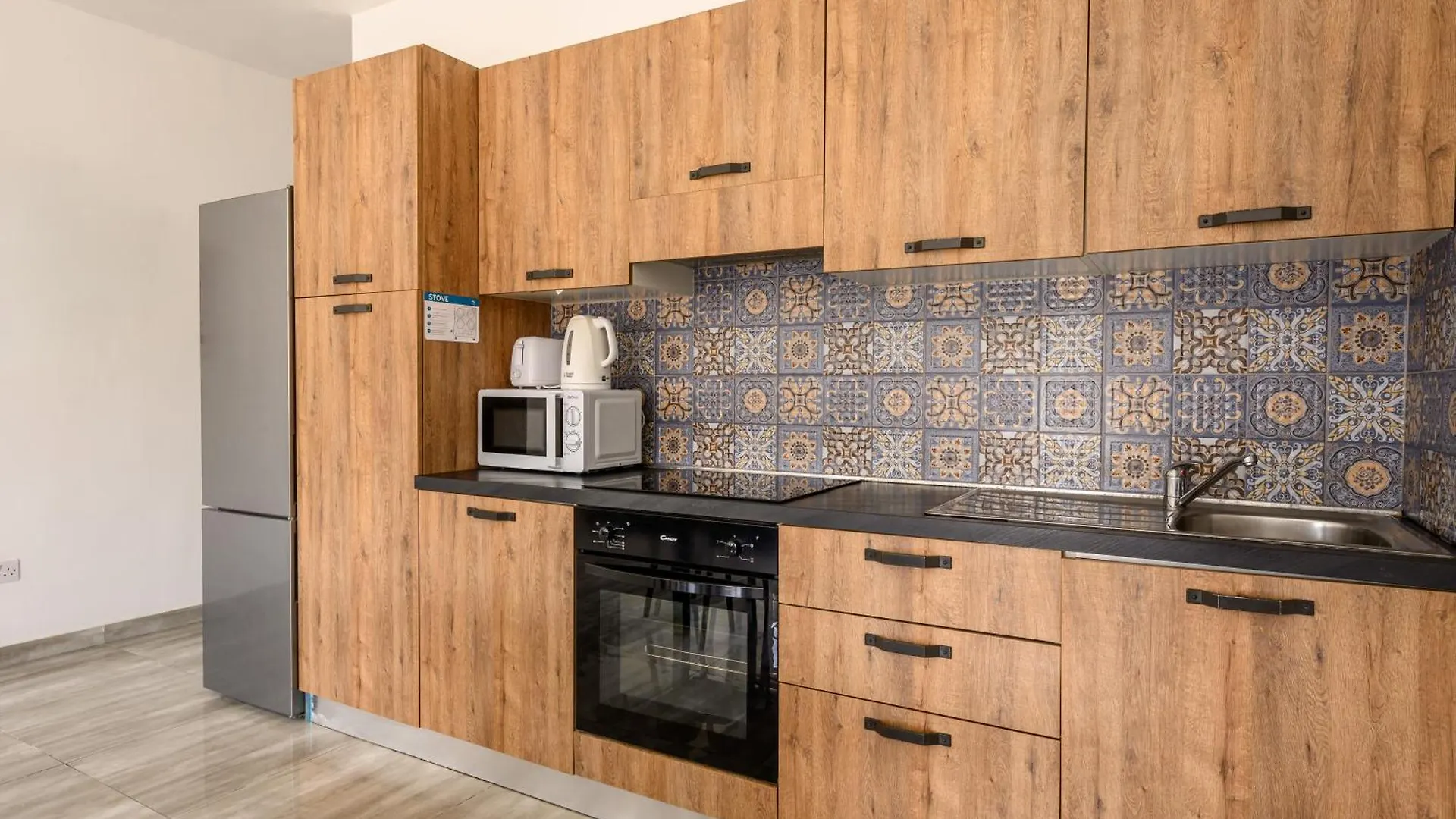 F11 Room 3, Private Room Two Single Beds Shared Bathroom In Shared Flat Msida Malta