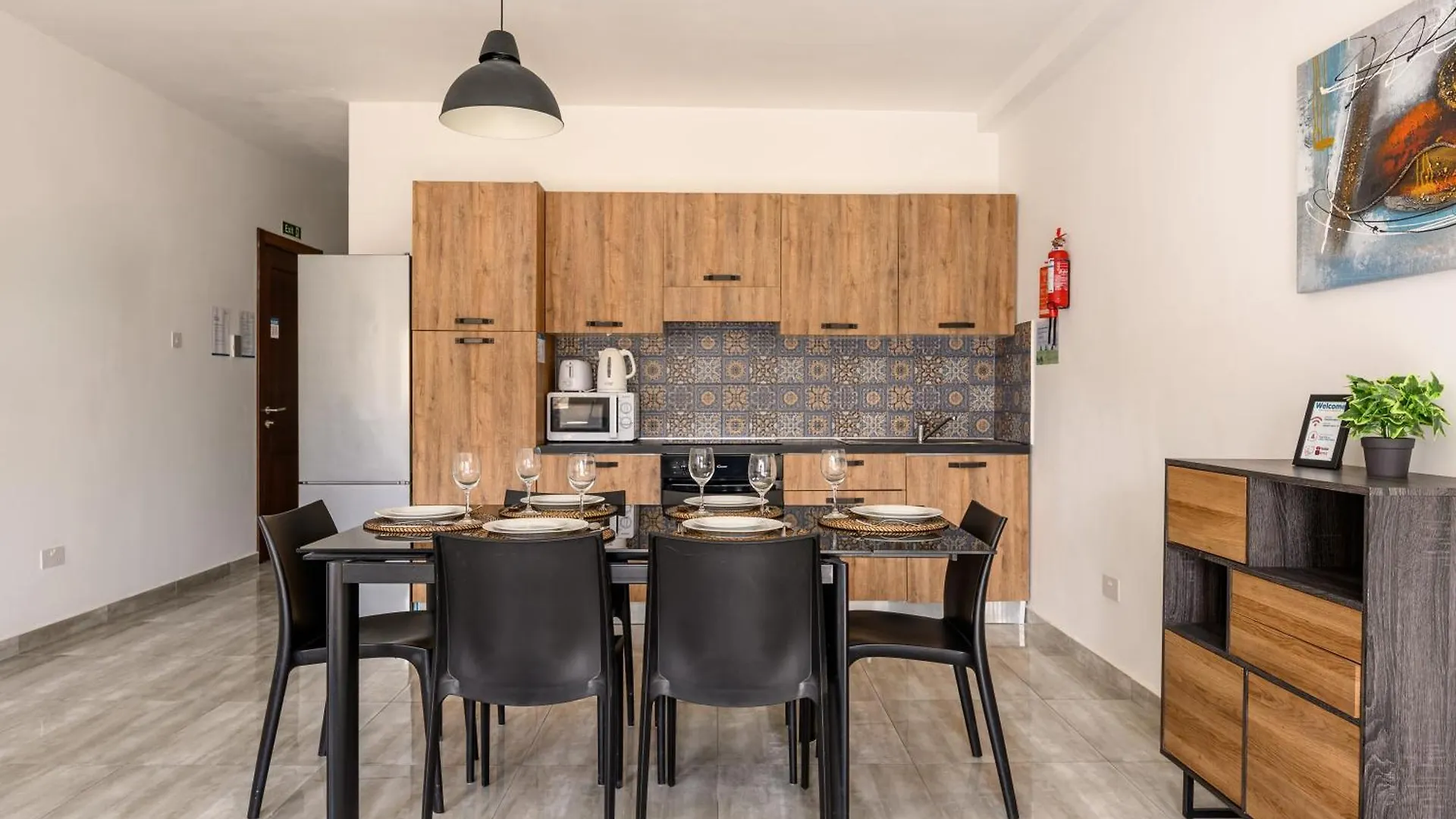 F11 Room 3, Private Room Two Single Beds Shared Bathroom In Shared Flat Msida 0*,  Malta